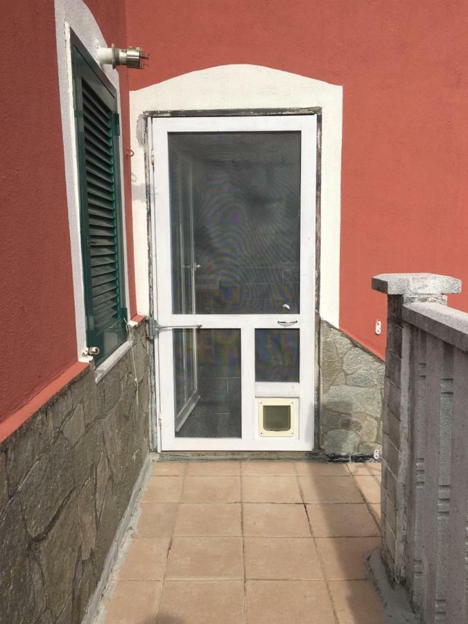 Apartamento La Casa Di Zoe Uscio Exterior foto