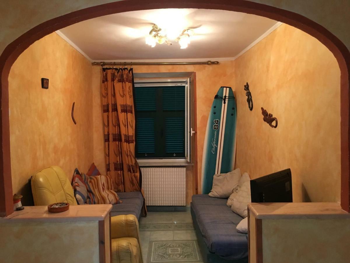 Apartamento La Casa Di Zoe Uscio Exterior foto